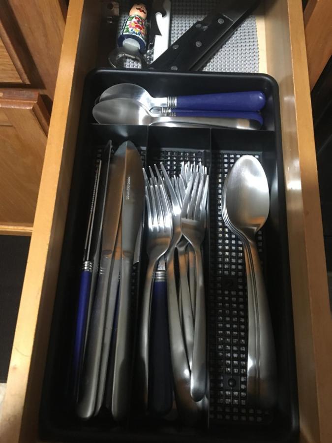 Home Away From Home, Recently Renovated North Troy 外观 照片